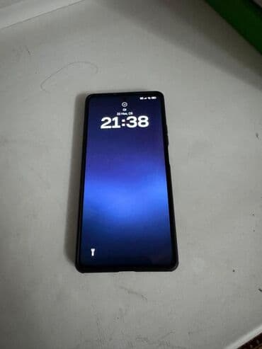 мобильный телефоны: Poco F5, Б/у, 256 ГБ, цвет - Черный, 2 SIM — 1