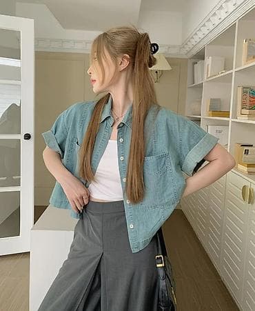 детское джинсовое болеро: Короткая джинсовая рубашка - Фасон: свободный кроп‑силуэт, короткий — 2