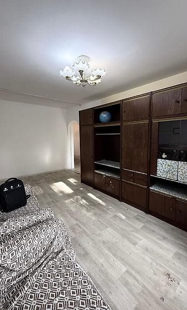 3 комнаты, 58 м², 4 мкр 104 серия, 4 этаж, Косметический ремонт