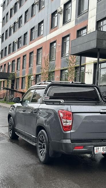 sprinter 2 2: Ssangyong Rexton Sports: 2018 г., 2.2 л, Автомат, Дизель, Пикап — 4