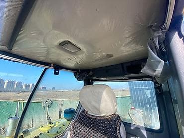 автомобильный пылесос: Экскаватор, 2010 г., Колесный — 3