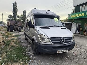 Унаа: Mercedes-Benz Sprinter (длинная база, высокий крыша), серебристый. - — 3