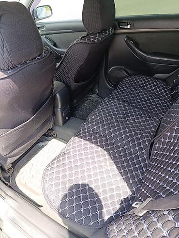 чехии: Toyota Avensis: 2003 г., 2 л, Автомат, Бензин, Универсал — 4