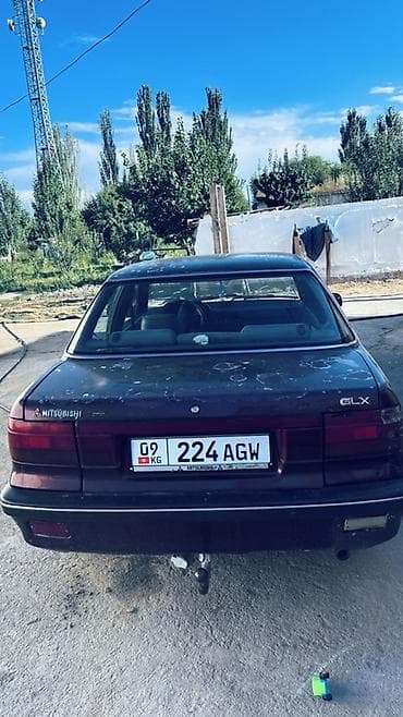 5: Mitsubishi Lancer: 1992 г., 1.5 л, Механика, Бензин, Седан — 4