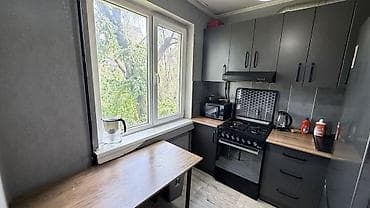 flat kant: 1 комната, 32 м², 104 серия, 3 этаж, Евроремонт — 2