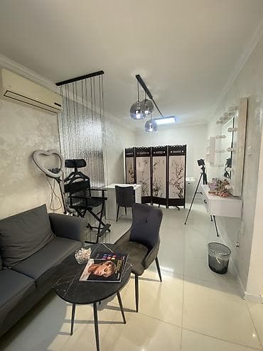 парикмахерское: Срочно!Срочно! Срочно ! Ахунбаева / Малдыбаева.Продаётся готовый Салон — 4