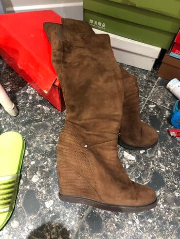 фирменный сапоги: Покупали в Баскони Турция 38 р еврозима натуральная замша брали за — 2