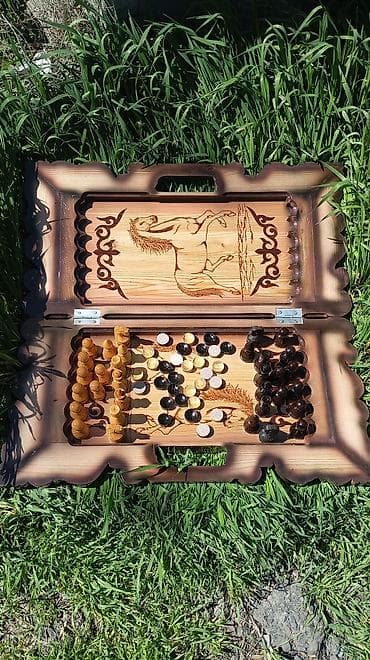 Набор настольных игр 3 в-1 из резного дерева. Особенности: -