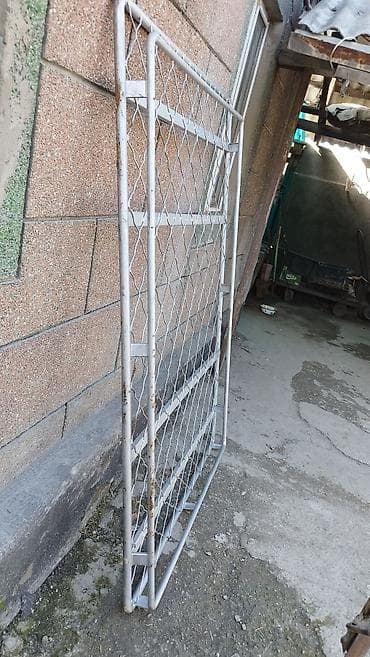 lexus ls400: Багажник 125*176 стоял на делике — 2