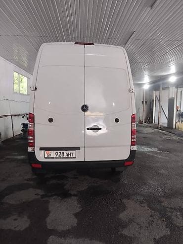 прожектор на спринтер: Mercedes-Benz Sprinter (длинная и высокая база), белый фургон — 10