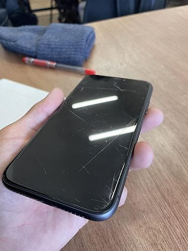 poco 3: IPhone 11, Б/у, 128 ГБ, Черный, 77 % — 3