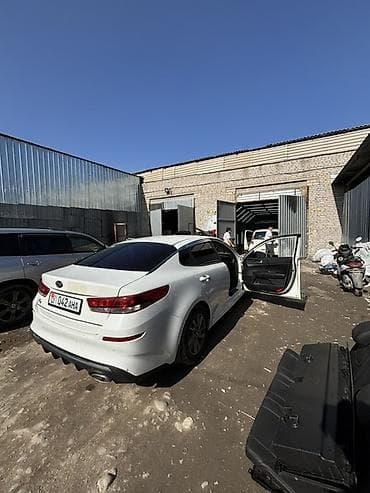 nio et9: Kia K5: 2020 г., 2 л, Автомат, Газ, Седан — 1