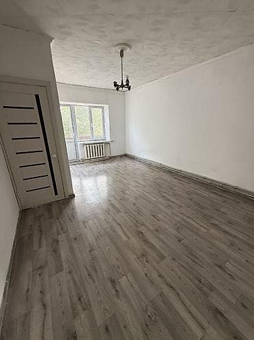 Батирлер: 2 бөлмө, 35 м², Хрущевка, Хрущевка, 2 кабат, Косметикалык оңдоо — 1