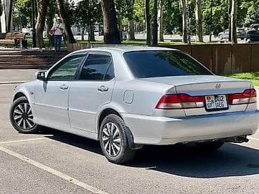 уза: Honda Accord: 2000 г., 1.9 л, Автомат, Бензин, Седан — 5