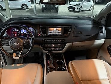 howo 336: Kia Carnival: 2018 г., 2.2 л, Автомат, Дизель, Минивэн — 6