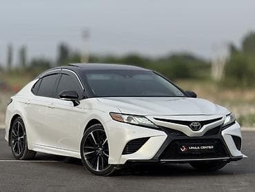 Toyota Camry: 2019 г., 2.5 л, Автомат, Бензин, Седан