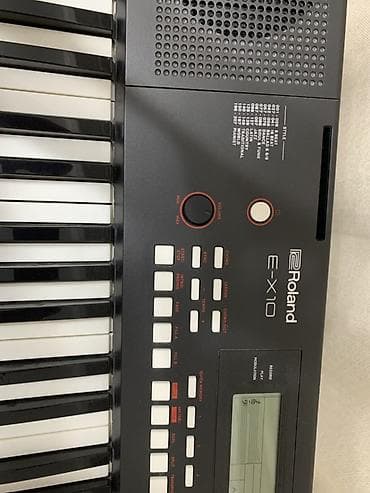 Синтезаторы: Синтезатор/аранжировщик Roland E-X10 с X-образной стойкой. Основные — 2