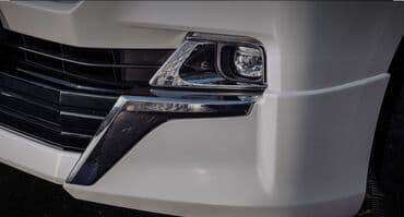 купить дом за городом: Передний Toyota, Б/у — 1