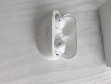 Беспроводные Bluetooth наушники Oppo enco air 4. Держат заряд неделю с