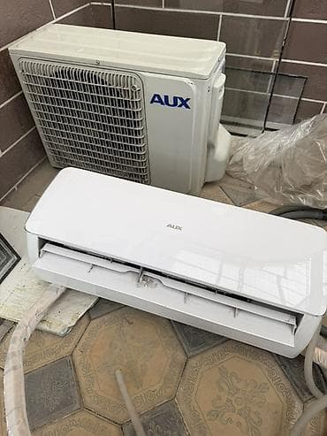 Кондиционер AUX До 35 кв - Комплектация: внутренний настенный блок