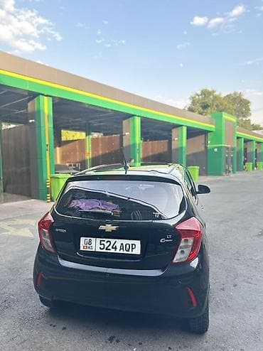 Продажа авто: Chevrolet Spark: 2017 г., 1 л, Автомат, Бензин, Хэтчбэк — 4