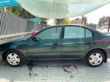 саната нюраис: Toyota Avensis: 1998 г., 1.8 л, Механика, Бензин, Седан — 5