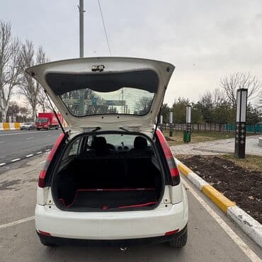 купить эндуро бишкек: Ford : 2003 г., 1.3 л, Автомат, Бензин, Хэтчбэк — 3