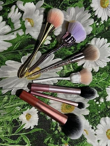 форма ufc: Набор кистей для макияжа (7 шт.) - Разнообразные формы и размеры — 6