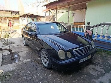 Mercedes-Benz E-Class: 2000 г., Седан