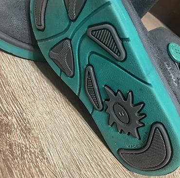 мужской зимний обувь: Продаю зимние угги, б/у. Состояние отличное. Длина стельки 17 см — 3