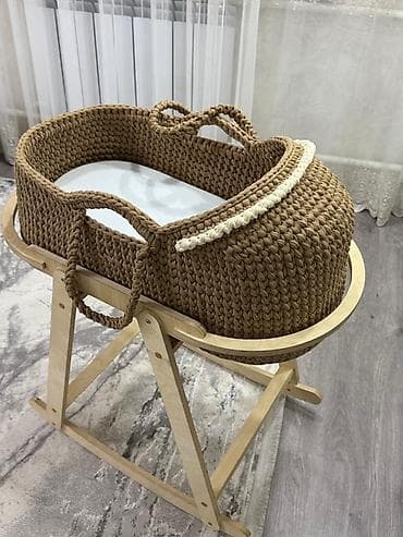 детская кровать для новорожденных: Люлька, Б/у, Колыбель, Дерево, цвет - Бежевый, Бесплатная доставка — 1