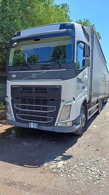 Транспорт: Тягач, Volvo, 2014 г., Тентованный — 2