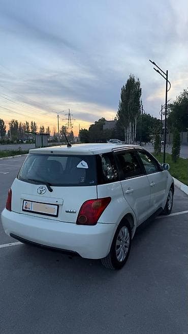 id 4: Toyota Ist: 2003 г., 1.3 л, Автомат, Бензин, Хэтчбэк — 5