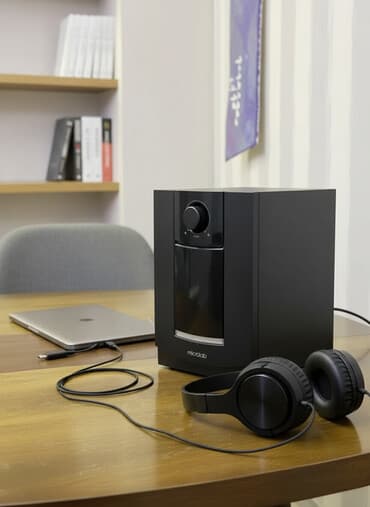 Акустическая система Microlab 2.1 - Формат: 2.1 — сабвуфер + две at lalafo.kg Акустическая система Microlab 2.1 - Формат: 2.1 — сабвуфер + две