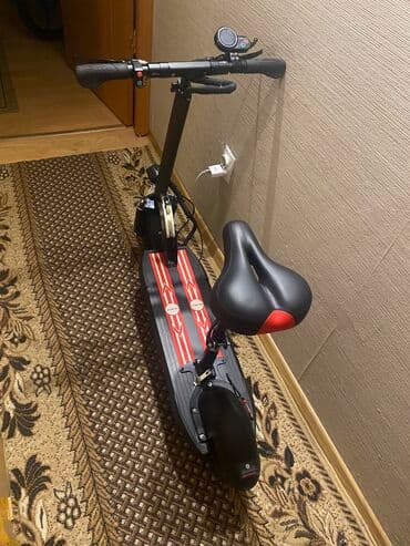 продаю настольный теннис: Продаю Электросамокат с сидушкой с амортизацией. Можно убрать ее — 2