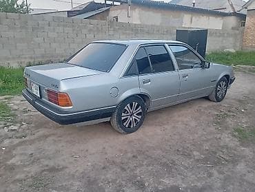 moning: Opel Rekord: 1984 г., 2 л, Ручные, Бензин, Седан — 6