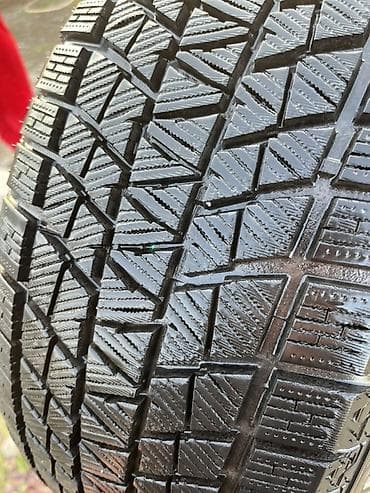 Шины: Шины 225 / 50 / R 17, Зима, Б/у, Комплект, Легковые — 1