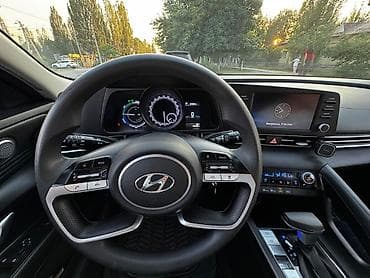 eclipse cross: Hyundai Avante: 2021 г., 1.6 л, Автомат, Гибрид, Седан — 5