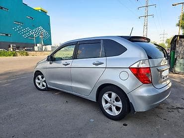 honda civic 2005: Honda Edix: 2005 г., 2 л, Автомат, Бензин, Минивэн — 5