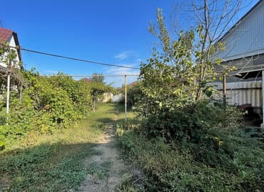 купить два дома на одном участке: 11 соток, Договор дарения, Договор купли-продажи, Красная книга — 1