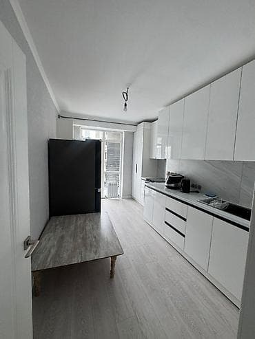 3 комнаты, 92 м², Элитка, 8 этаж, Косметический ремонт
