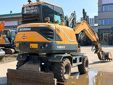 crown s170: Экскаватор, Hyundai, 2018 г., Колесный — 1