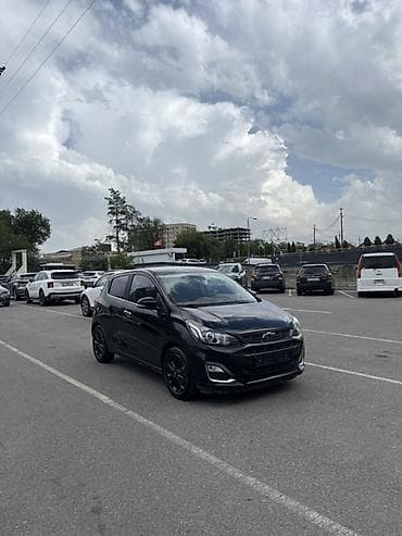 Продажа авто: Chevrolet Spark: 2018 г., 0.9 л, Автомат, Бензин, Хэтчбэк — 1