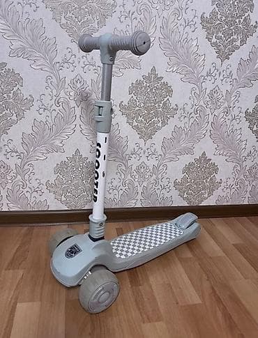 Башка балдар транспорту: Балдар самокаты, Үч дөңгөлөктүү — 1