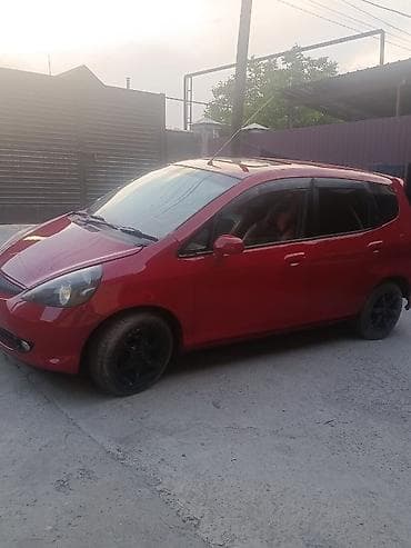 Продажа авто: Honda Fit: 2002 г., 1.3 л, Автомат, Бензин, Хэтчбэк — 1