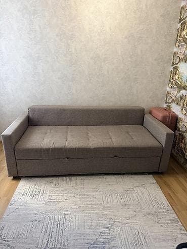 sofa bed: Прямой диван-кровать с механизмом раскладывания вперед. - Компактный — 1