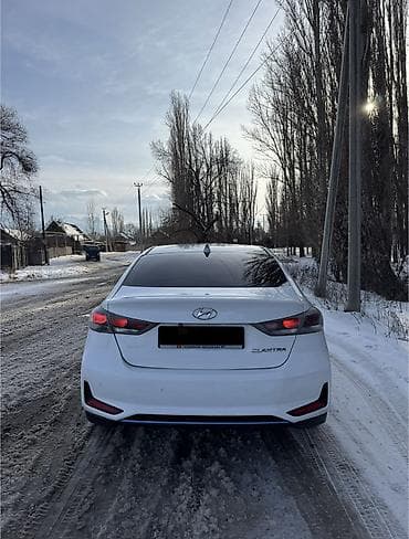 Продажа авто: Hyundai Elantra: 2019 г., 1.6 л, Автомат, Электромобиль, Седан — 2