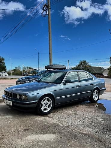 BMW 520: 1989 г., 2 л, Бензин, Седан