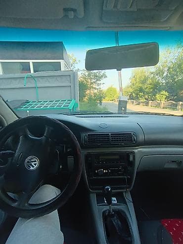 Volkswagen Passat: 2000 г., 1.8 л, Механика, Бензин, Седан