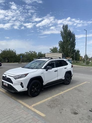 малалитровые машины автомат: Toyota RAV4: 2021 г., 2.5 л, Вариатор, Гибрид, Кроссовер — 4